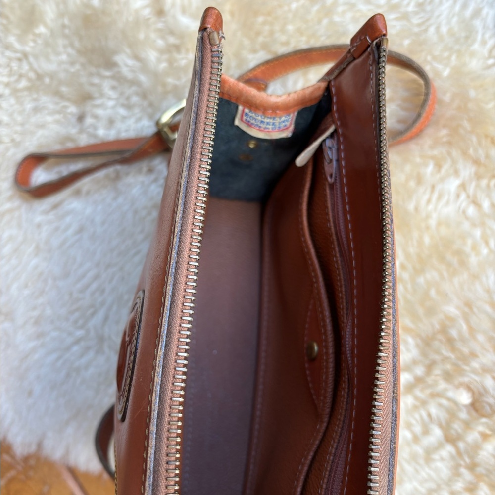 Vintage Dooney & Bourke Pebbled Leather Bag - Picture 10 of 15